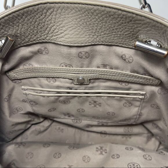 Tory Burch Whipstitch Logo Tote in French Gray #29668 Pebbled Leather Dust Bag - Picture 7 of 11